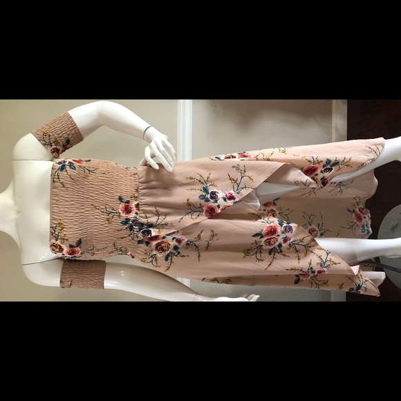 Nude Off-the-Shoulder, Hi low length tulip skirt. - Picture 8 of 8